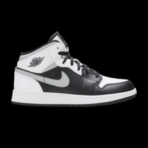 Air Jordan 1 Mid GS 'White Shadow' – Size US 5.5 Y